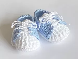 Crochet Baby Shoes Handmade Newborn Baby Blue - Picture 1 of 3