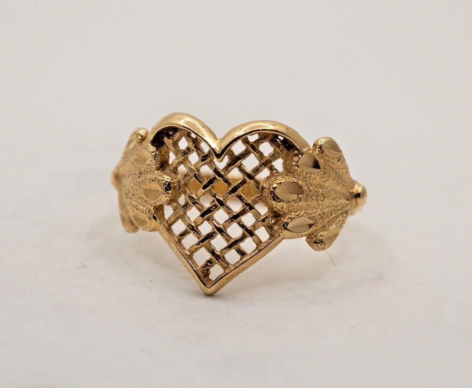 VTG 90's Beverly Hills Gold 14K Solid Gold Filigree Heart Ring Size 7 - Image 1 of 4