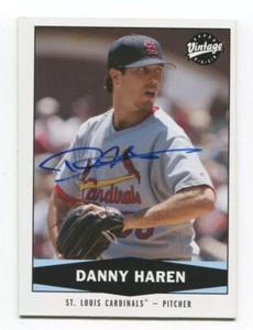 2004 Upper Deck Vintage Danny Haren Signed Card Baseball MLB Autograph AUTO #247 - Picture 1 of 2