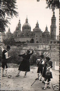 ANTIGUA POSTAL BAILES DANZAS ZARAGOZA JOTA Y EL EBRO DANCE POSTCARD CC00619 - Imagen 1 de 1