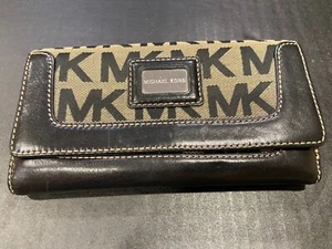 Michael Kor Monograma Cuero Cartera Todo en 1 Tarjetas de Crédito Organizador Chequera - Imagen 1 de 5