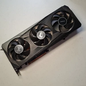 GIGABYTE Aorus Radeon RX 6700 XT 12GB GDDR6 - POWERS ON NO DISPLAY - Picture 1 of 8