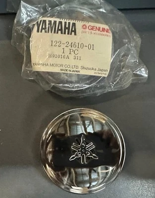 雅马哈 AT1 DT1 CT1 RT1 JT1 GT 油箱油箱镀铬盖 122-24610-01 N.O.S — 第 1/3 张图片