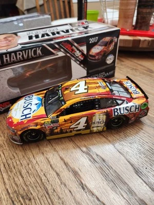 Kevin Harvick#4  Busch Outdoors 2017 Color Chrome 1/24. 1 Of 72 - Image 1 of 3