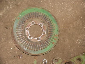 John Deere Tractor Motor Diesel Crankshaft Damper 4240 4440 4640 4250 4450 4650 - Picture 1 of 1