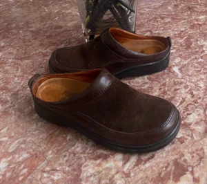 Footprints By Birkenstock Women Brown Suede Leather Mules 38 /US 7.5-8 EUC, $165 - Picture 1 of 9