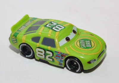 Modellino auto Cars Disney Pixar Shiny Wax Darren Leadfoot 82 verde retrocarica - Immagine 1 di 4