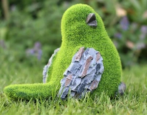 Garten Deko Ente Vogel Tier beflockt Gras Effekt Outdoor Skulptur - Bild 1 von 6