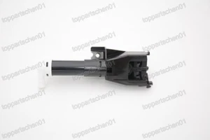 Pulverizador boquilla lavadora faro derecho para Mitsubishi Pajero V93 V97 V98 2008-2015 - Imagen 1 de 2