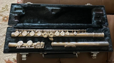 YAMAHA YFL-221 Student Flute Nickel Silver Plated W/ Original Hard Case Nice - Image 1 of 4