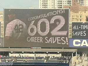MARIANO RIVERA SCORECARD ALL TIME SAVES LEADER YANKEE STADIUM MLB HOLO MAGAZINE - Picture 1 of 4