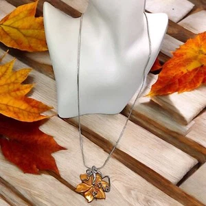 Carved Autumn Leaf/Flower Mussel Shell Sculptural Modernist 24"Pendant Necklace! - Picture 1 of 10