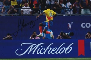 Football - Jefferson Lerma - Hand Signed 12x8 Inch Photograph - Colombia - COA - Picture 1 of 1
