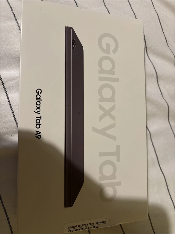 Samsung Galaxy Tab A9 SM-X110 Tablet - Image 1 of 4