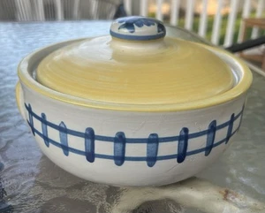 Louisville Stoneware Covered Casserole Yellow Blue - Picture 1 of 8