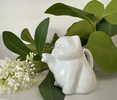 Jarra crema vintage clásica de cerámica blanca “CAT” 🐈 3" ~ Hecha en Japón Foto 1 de 4