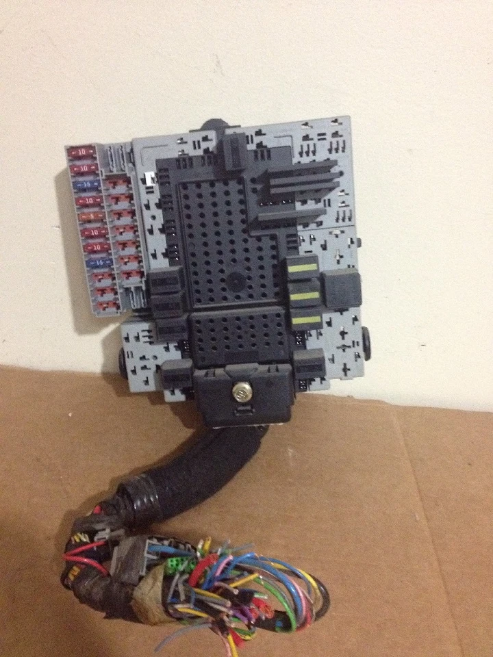 2000,2001,2002,2003,2004 Volvo S60 Rear Trunk Fuse Box  OEM - Image 1 of 4