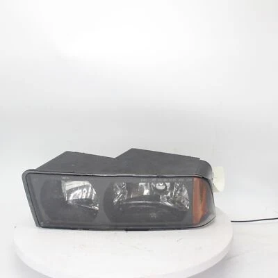 Chevrolet Avalanche 1500 2002 diestro faro número de pieza - 114-00681R Foto 1 de 4