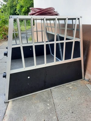 Alu Hundebox Transportbox Hundetransportbox Reisebox Gitterbox Auto - Bild 1 von 3