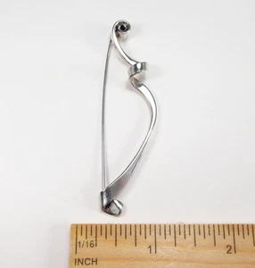 Vintage 1980s Signed Plunkett USA Handmade Sterling Silver Ribbon Bow Pin Brooch - Picture 1 of 7
