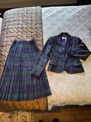 Vintage JH Collectibles 100% Wool Plain Suit Pleated Midi Skirt And Jacket - Image 1 of 4