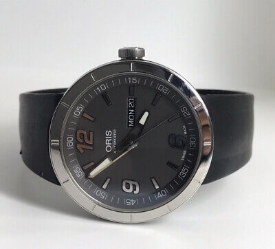 Oris TT1 Day Date Automatic Men’s Wristwatch 7651-03 (43mm )