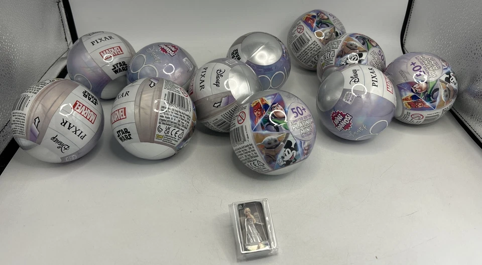 DISNEY 100 MINI BRANDS COLLECTOR'S CASE W/5 MINIS INSIDE-