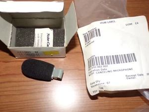 Pilot Noise Cancelling Microphone A1060 - Picture 1 of 3
