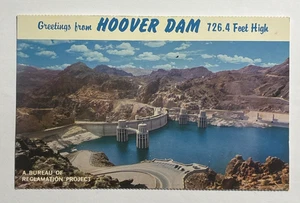 Tarjeta postal lateral Saludos desde Upstream Face of Hoover Dam Arizona sin publicar - Imagen 1 de 2