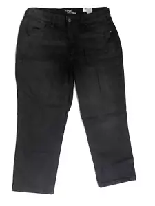 Time And Tru Women's Black Size 14 High Rise Straight Crop Jeans - Picture 1 of 13