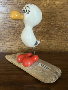 Vintage 1970’s Puget Sound Souvenir Seagull Cartoon Figurine On Driftwood - Fun! - Picture 1 of 4