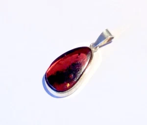 Sterling Silver Amber Pendant with Inclusions - Gift Packaged - Picture 1 of 1