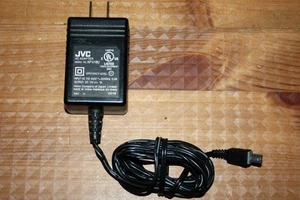 Véritable JVC AP-V18U Adaptateur Secteur CA Caméscope Chargeur Câble pour Everio G Series - Photo 1 sur 3
