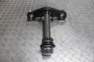 Triumph Street Twin 2020 OEM T2041488 horquilla delantera abrazadera inferior triple árbol vástago Foto 1 de 4