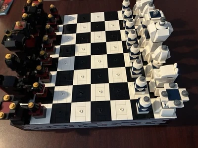 LEGO 40174 2 & 1 Iconic Chess & Checkers Set Retired.No Box Missing 1 Blue Check - Image 1 of 4