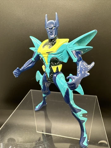 Kenner Batman Beyond Strato Defense Action Figure Blue Teal 1998 Vintage Cover