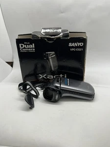 Sanyo Digital Handheld Xacti VPC-CG21 Dual Camcorder Camera 10.0MP Boxed - Picture 1 of 22