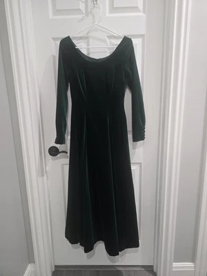Maxi Vestido de Noche LAURA ASHLEY Vintage Años 80 Terciopelo Verde Estilo Medieval Usado en Excelente Condición  Foto 1 de 4