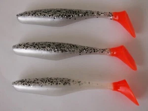 3Stück JENZI Gummifisch Shad 9 cm Jig (X17) Raubfisch Barsch Forelle - Bild 1 von 1