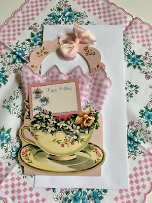 Fabuloso Nuevo TEA CUP Cesta Tarjeta Rosa Cuadros Hankie, Caja -LuRay Hankie Foto 1 de 4