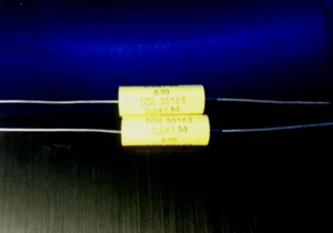 2x KONDENSATOR Hochvolt 0,047µ / 47nF 630V MKT Folie-C, Entstörkondensator - Bild 1 von 2