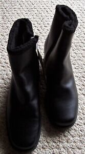Naturalizer Cold Weather Snug Black Ankle Boots Women's 9W Faux Fur Lined