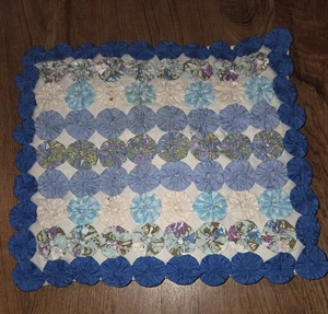 Vintage YoYo Quilt Blue Square Throw Accent Pillow - Picture 1 of 3