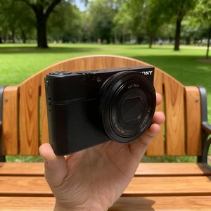 🎁2025-Sony RX100 20.20 MP 3.6 x Compact Digital Camera w/ Charger&Card&Battery - Picture 1 of 7