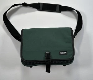 SIGMA Camera & Lens Green Carry Shoulder Bag size: Approx 10x7 - Picture 1 of 7