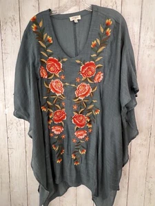 Umgee Blue Floral Pullover Blouse Shirt Tunic Roses V-Neck Small Med Peasant Top - Picture 1 of 10