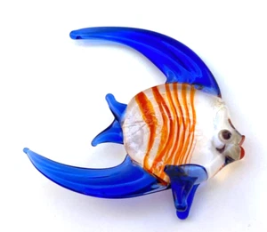 Estatuilla de pez de vidrio soplado 2" azul naranja - Imagen 1 de 4