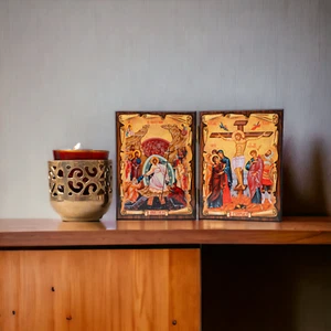 Díptico icono de madera con la crucifixión y resurrección de Jesucristo. - Imagen 1 de 11