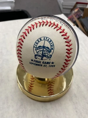 TIGER STADIUM FINAL GAME SOUVENIR BASEBALL  SEPTEMBER 27 1999 RARE CASE - Image 1 of 2