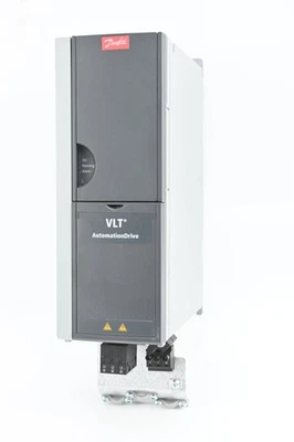 Danfoss Frequenzumrichter FC-302P2K2T2E20H1XXXXXXS201XAXBXCXXXXDX ( 136G9748 ) - Bild 1 von 4